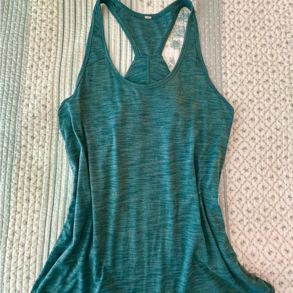 Lululemon Essential Tank